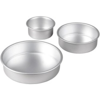 Moules ronds en aluminium de 10, 15 et 20 cm - Wilton - 3 unités